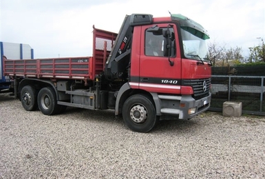 MERCEDES 18.40 + HIAB 175